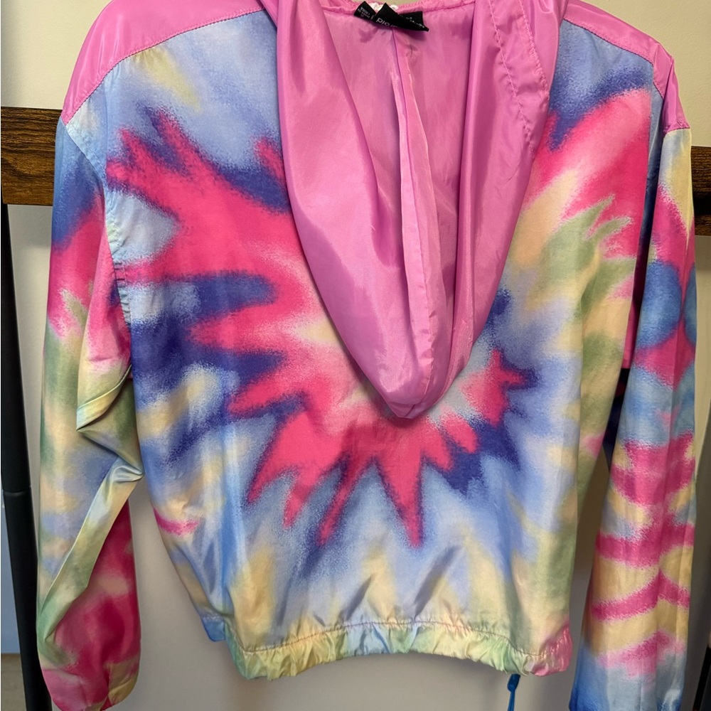 Polaroid sweater